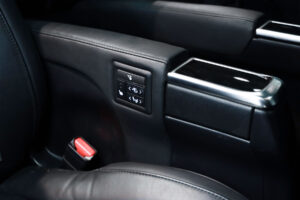 Toyota Vellfire 2.5 V MNC 2020 [HDCF]