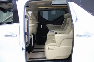 Toyota Alphard 2.5 Hybrid MNC 2019 [CGEE]