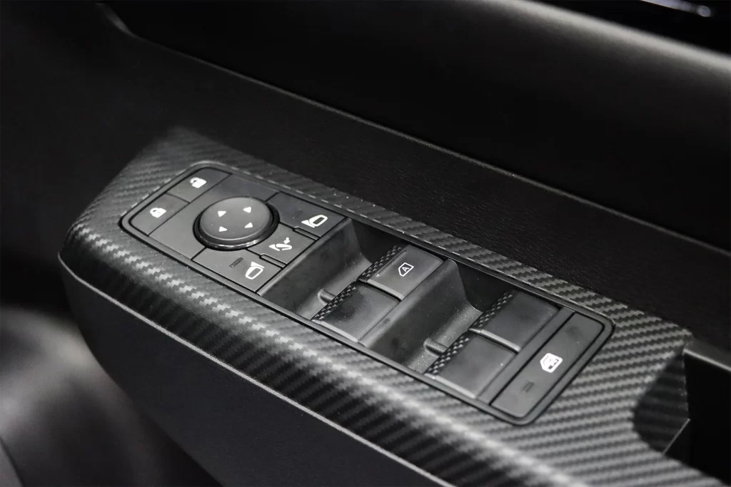 Mitsubishi Triton 2.4 Double Cab Ultra Plus 2WD 2024 [GFHF]