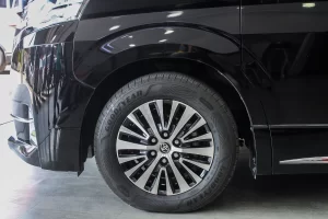 Toyota Majesty 2.8 Standard 2021 [HDIF]