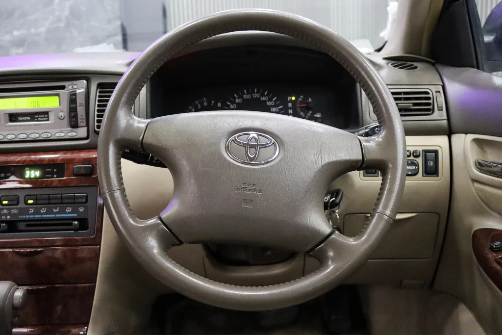 Toyota Altis 1.6 E 2004 [DEIC]