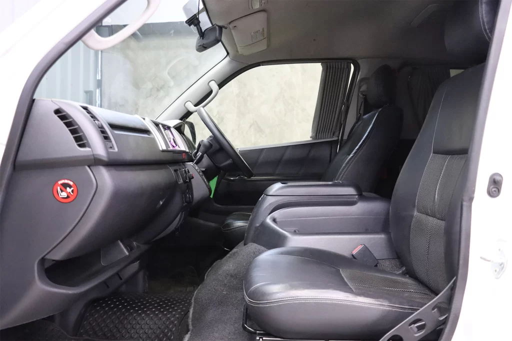 Toyota Ventury 3.0 G MNC 2019 [FAFC]