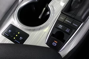 Toyota Camry 2.5 Hybrid Premium 2020 [DJAJ]