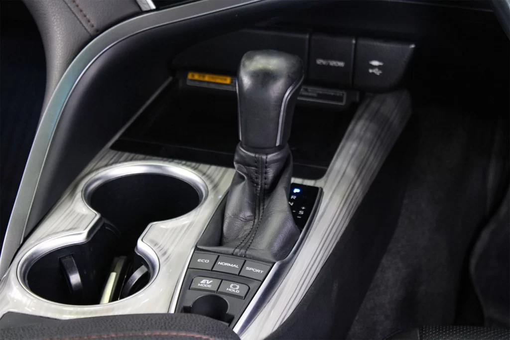 Toyota Camry 2.5 Hybrid Premium 2020 [DJAJ]