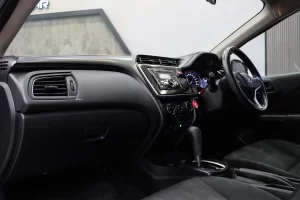 Honda City 1.5 V MNC 2017 [EGCF]