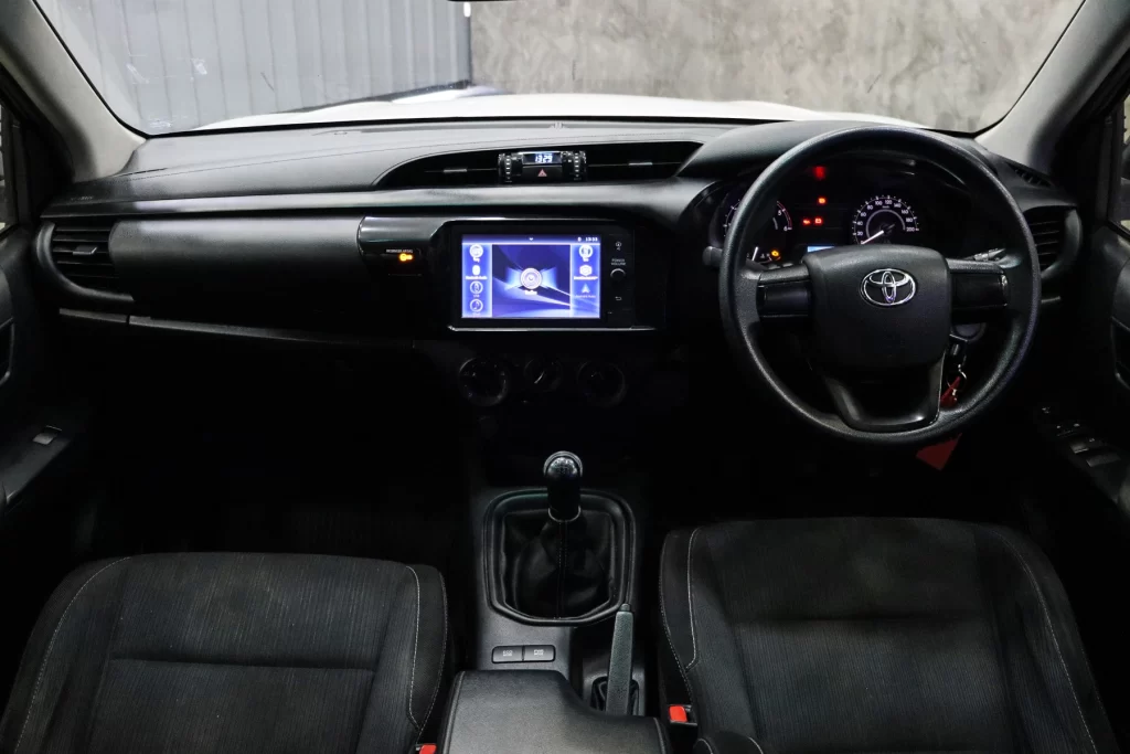 Toyota Revo 2.4 Entry Double Cab Z Edition 2021 [FDIC]