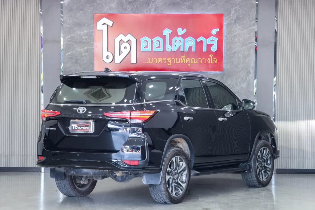 Toyota Fortuner 2.4 Legender 4WD 2021 [ACFJ]