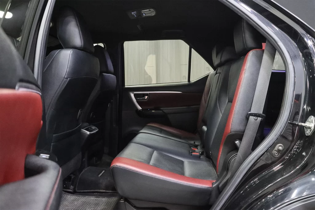 Toyota Fortuner 2.4 Legender 4WD 2021 [ACFJ]
