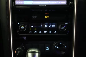 Toyota Fortuner 2.4 Legender 4WD 2021 [ACFJ]