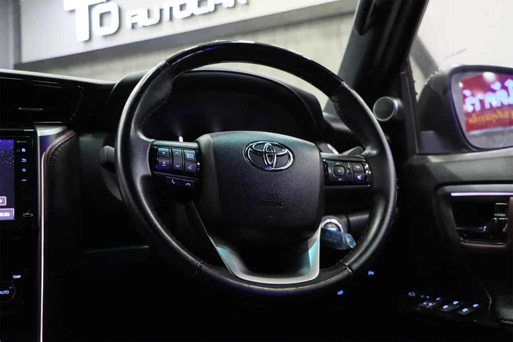 Toyota Fortuner 2.4 Legender 4WD 2021 [ACFJ]