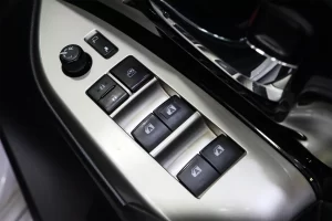 Toyota Innova 2.8 Crysta Premium MNC 2021 [BDAD]
