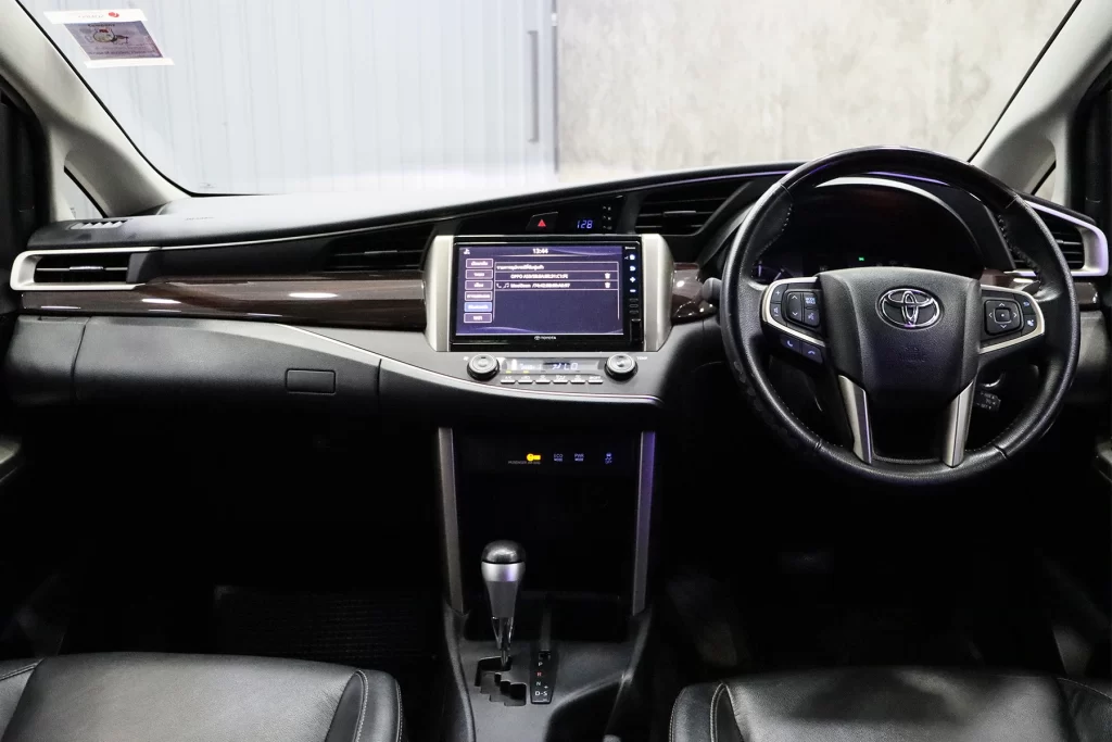 Toyota Innova 2.8 Crysta Premium MNC 2021 [BDAD]