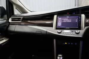 Toyota Innova 2.8 Crysta Premium MNC 2021 [BDAD]