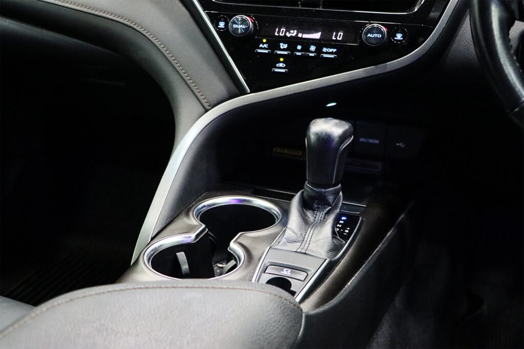Toyota Camry 2.5 Sport MNC 2022 [HABA]