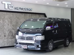 Toyota Ventury 3.0 V 2018 [IJB]
