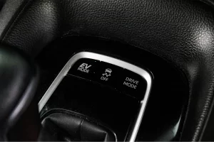 Toyota Altis 1.8 Hybrid Premium MNC 2022 [EAGH]