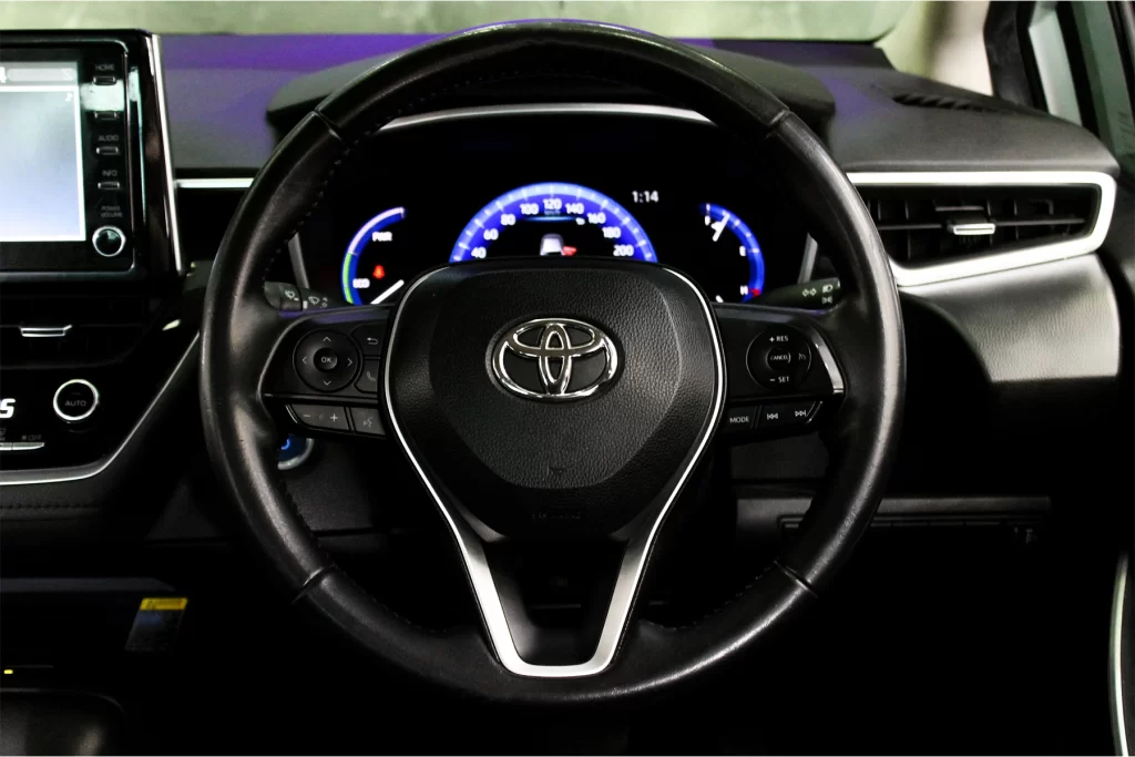 Toyota Altis 1.8 Hybrid Premium MNC 2022 [EAGH]