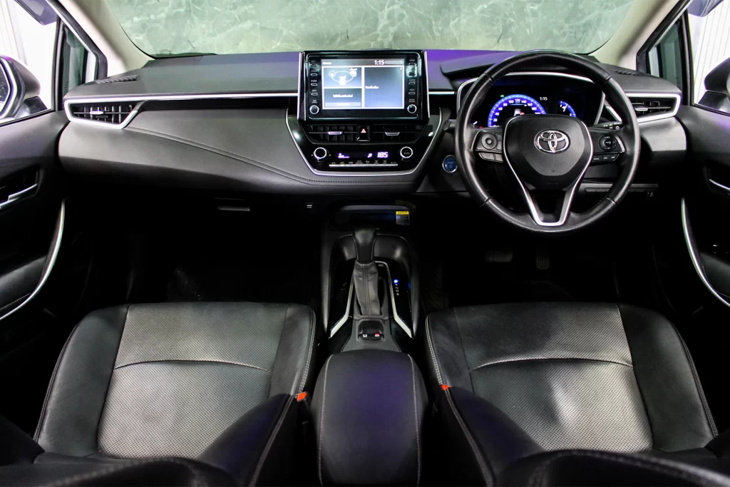 Toyota Altis 1.8 Hybrid Premium MNC 2022 [EAGH]