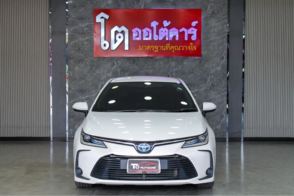 Toyota Altis 1.8 Hybrid Premium MNC 2022 [EAGH]