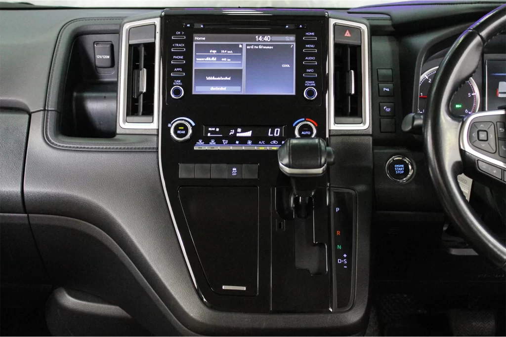 Toyota Majesty 2.8 Standard 2020 [GCGB]