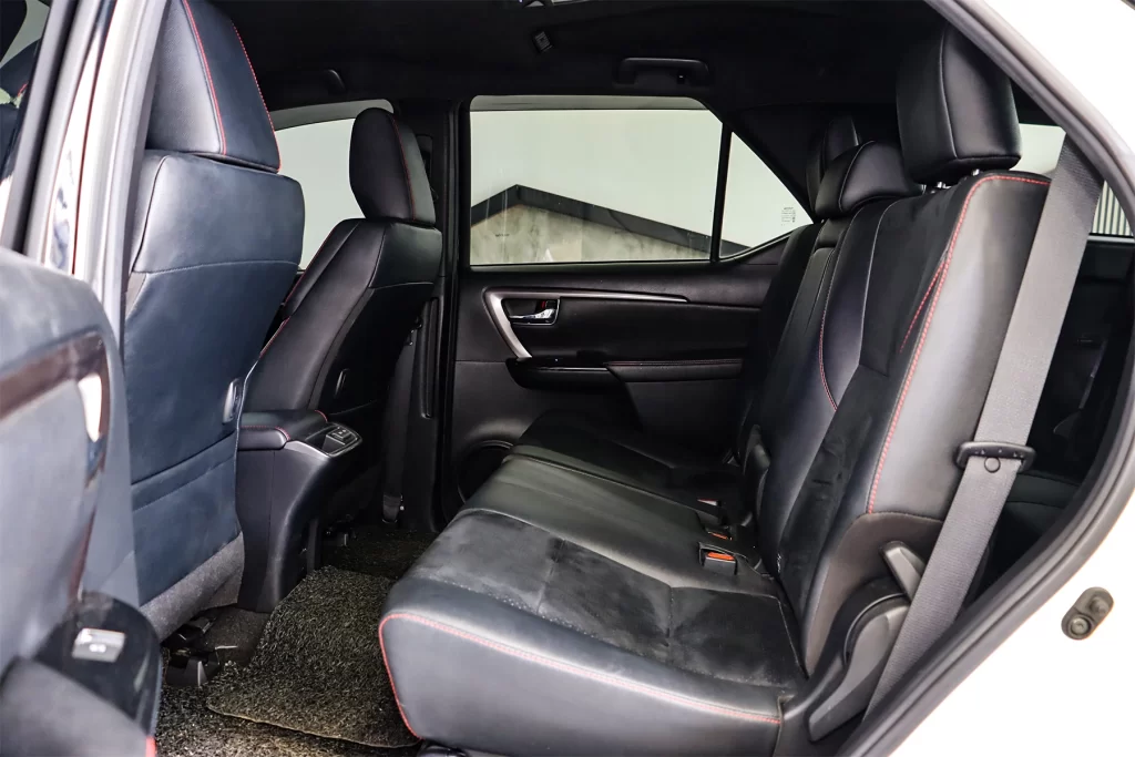 Toyota Fortuner 2.8 GR Sport 4WD 2023 [GHDB]