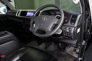 Toyota Ventury 3.0 V 2018 [DFAC]