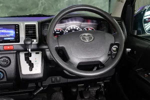 Toyota Ventury 3.0 V 2018 [DFAC]
