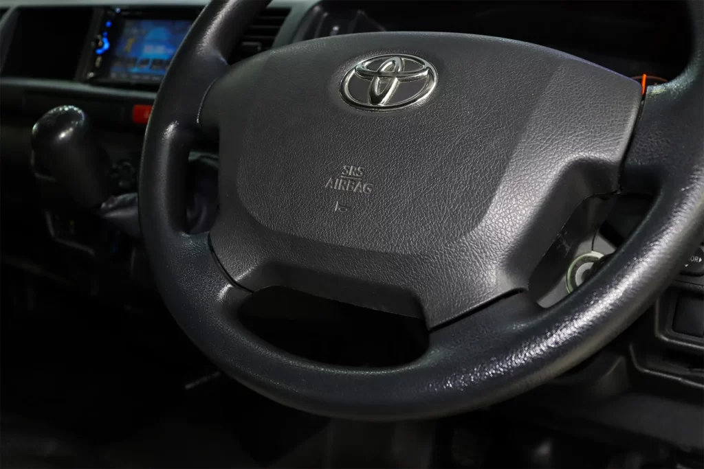 Toyota Commuter 3.0 D4D 2019 M/T [ICDG]