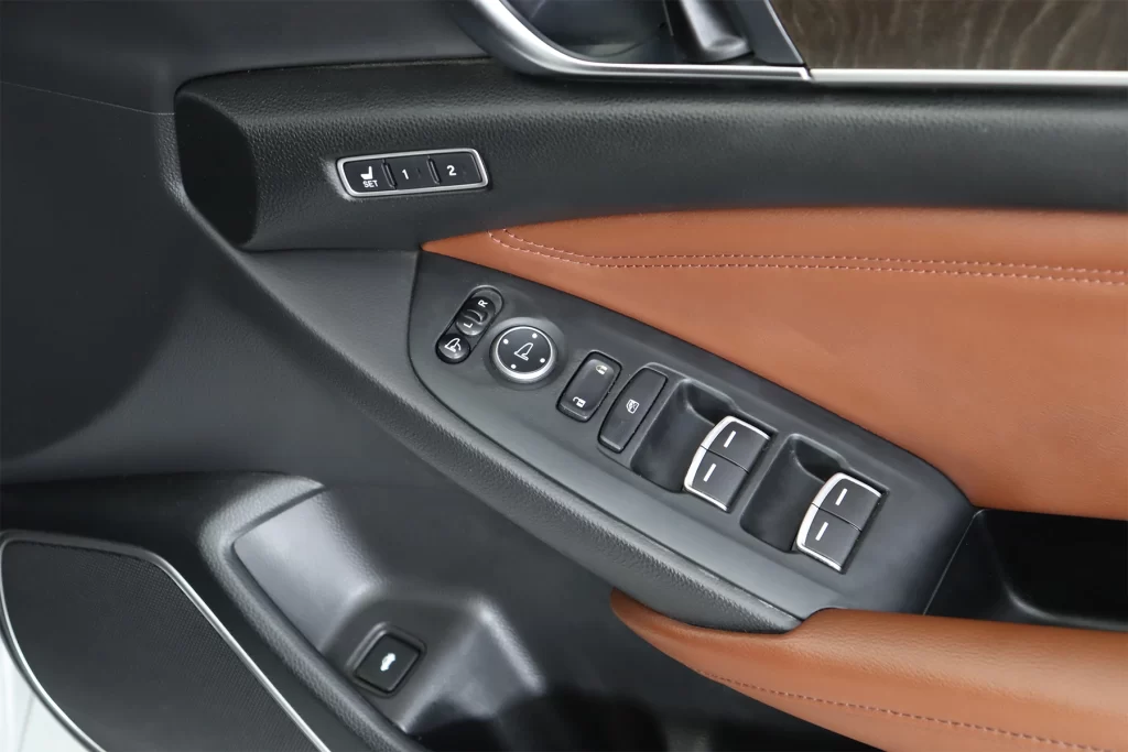 Honda Accord 2.0 E-HEV EL Plus 2022 [GGIF]