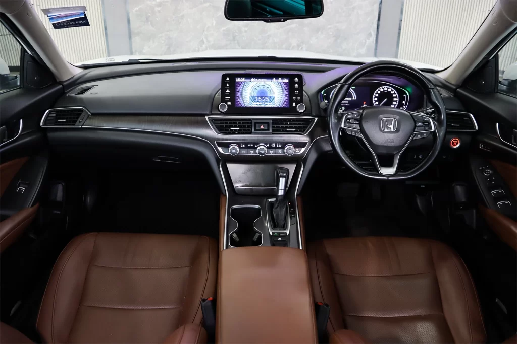 Honda Accord 2.0 E-HEV EL Plus 2022 [GGIF]