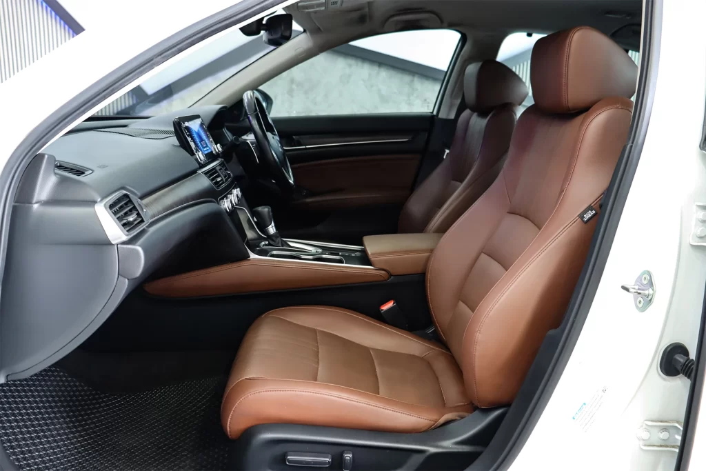 Honda Accord 2.0 E-HEV EL Plus 2022 [GGIF]