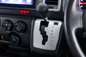 Toyota Ventury 3.0 G MNC 2019 [FDFF]