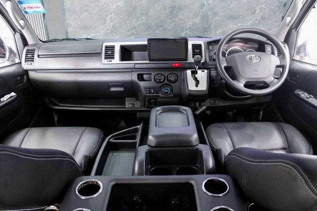 Toyota Ventury 3.0 G MNC 2019 [FDFF]