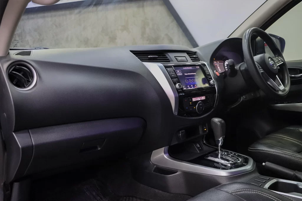 Nissan Navara 2.3 E Double Cab 2WD 2021 [EAJJ]