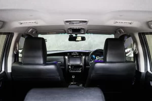 Toyota Fortuner 2.4 Leader 4WD 2023 [DIAB]