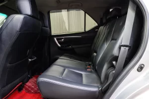 Toyota Fortuner 2.4 Leader 4WD 2023 [DIAB]