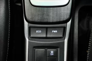 Toyota Fortuner 2.4 Leader 4WD 2023 [DIAB]