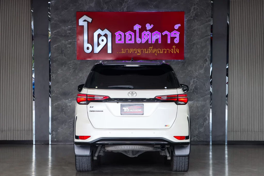 Toyota Fortuner 2.8 Legender 2WD 2021 [FAJF]