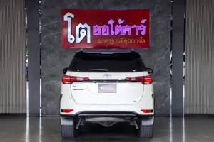 Toyota Fortuner 2.8 Legender 2WD 2021 [FAJF]