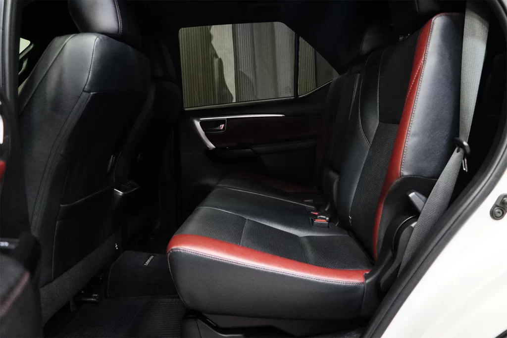 Toyota Fortuner 2.8 Legender 2WD 2021 [FAJF]