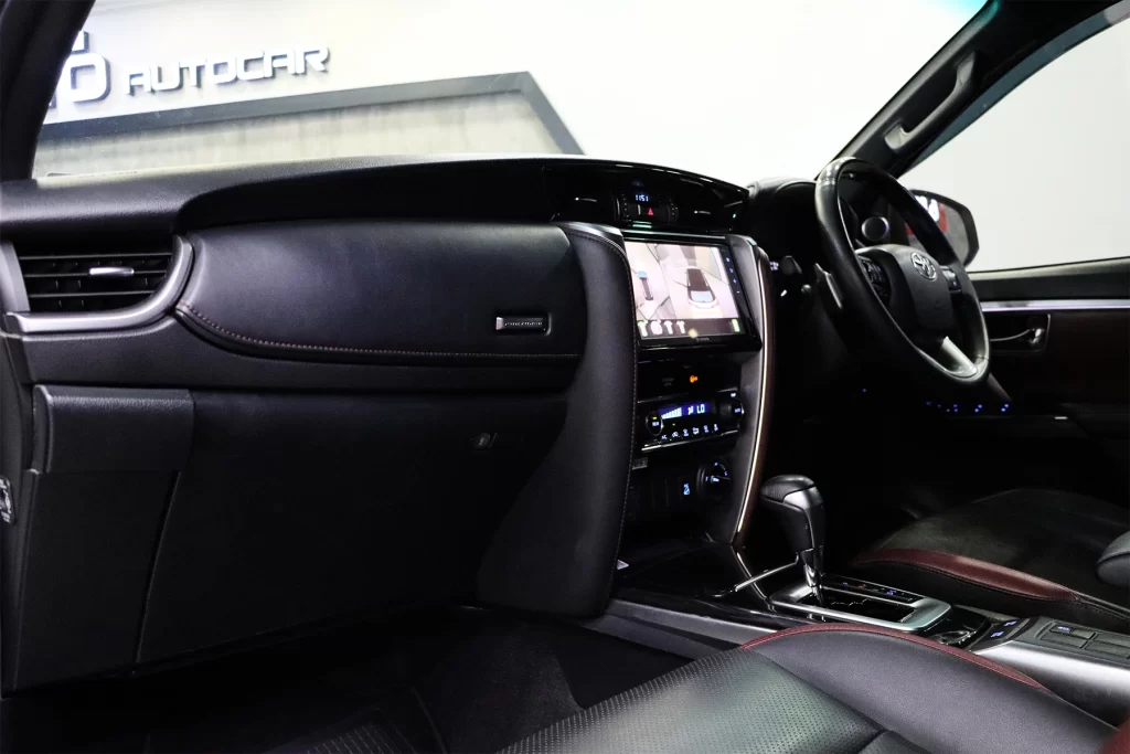 Toyota Fortuner 2.4 Legender 4WD 2021 [BGBA]
