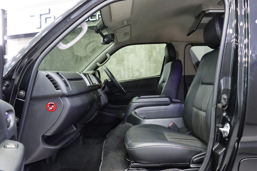 Toyota Ventury 3.0 V 2017 [CEBB]