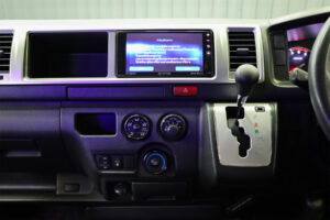 Toyota Ventury 3.0 V 2017 [CEBB]
