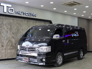 Toyota Ventury 3.0 V 2017 [CEBB]