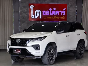 Toyota Fortuner 2.4 Commander 2WD 2022 [IFA]