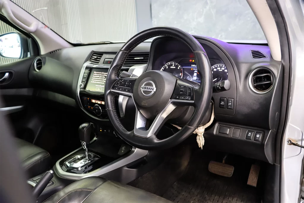 Nissan Navara 2.3 VL Double Cab 4WD 2021 [ICGC]