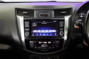 Nissan Navara 2.3 VL Double Cab 4WD 2021 [ICGC]