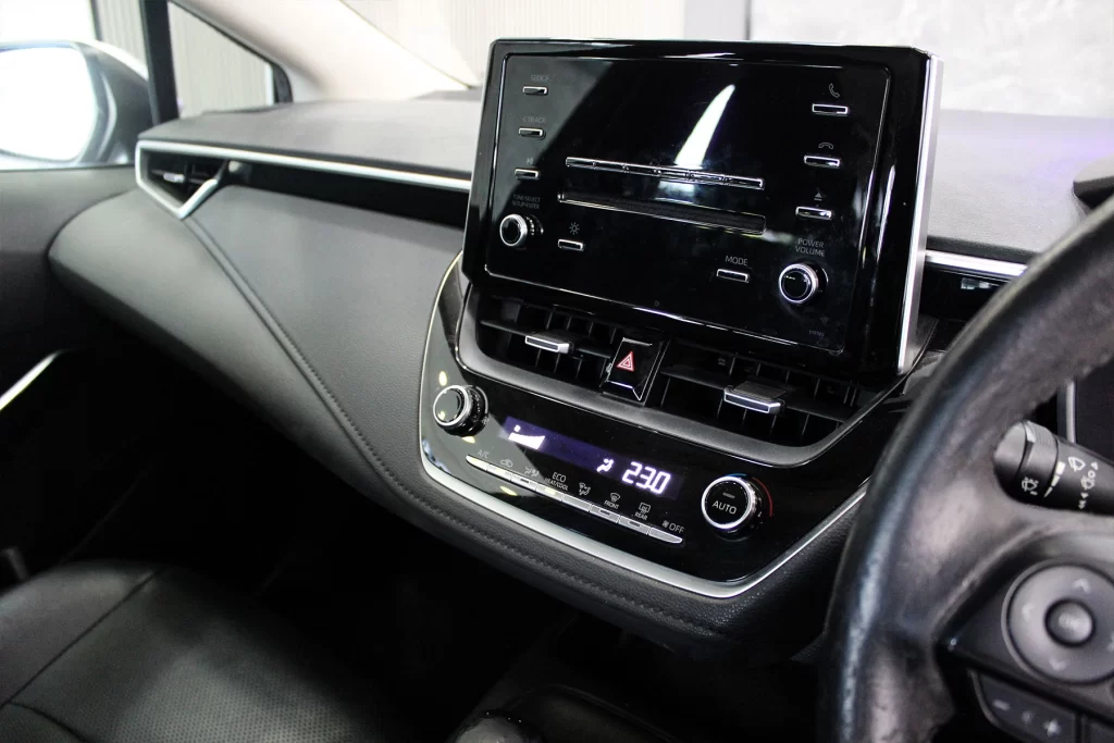 Toyota Altis 1.8 Hybrid Entry 2020 [HBGG]