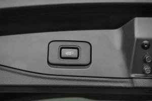 Isuzu MU-X 1.9 Ultimate 2WD 2022 [GEEB]
