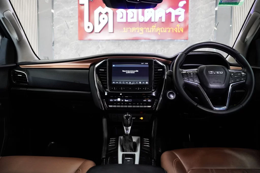 Isuzu MU-X 1.9 Ultimate 2WD 2022 [GEEB]